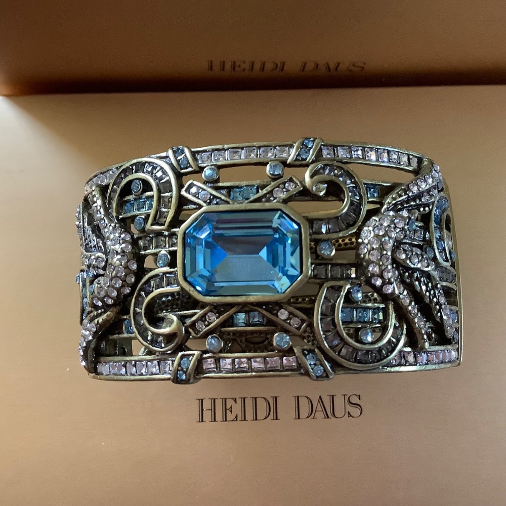 Heidi Daus Vintage Crystal Cuff Bracelet Aqua Clear SZ M/L - Picture 4 of 16
